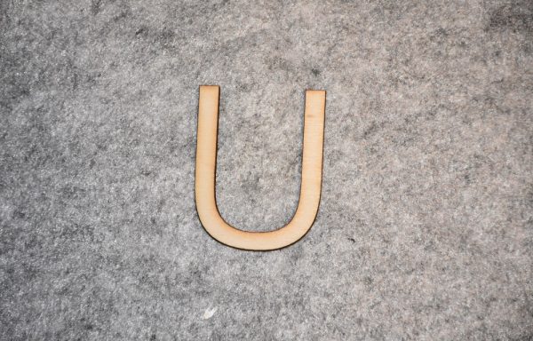 Črka U
